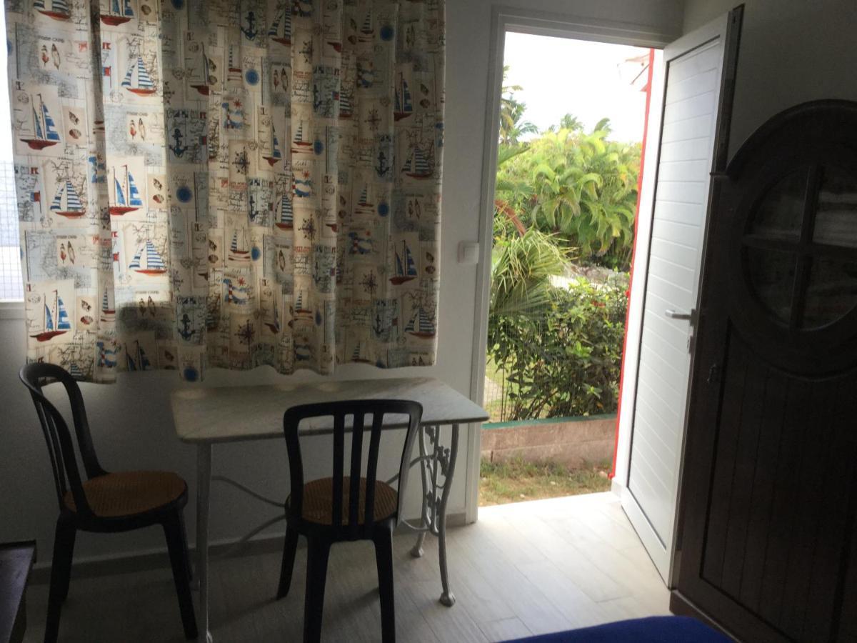 Bed and Breakfast La Marine Le Moule Esterno foto
